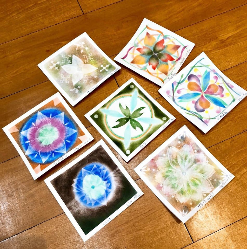 分享曼陀羅粉彩~學生創作