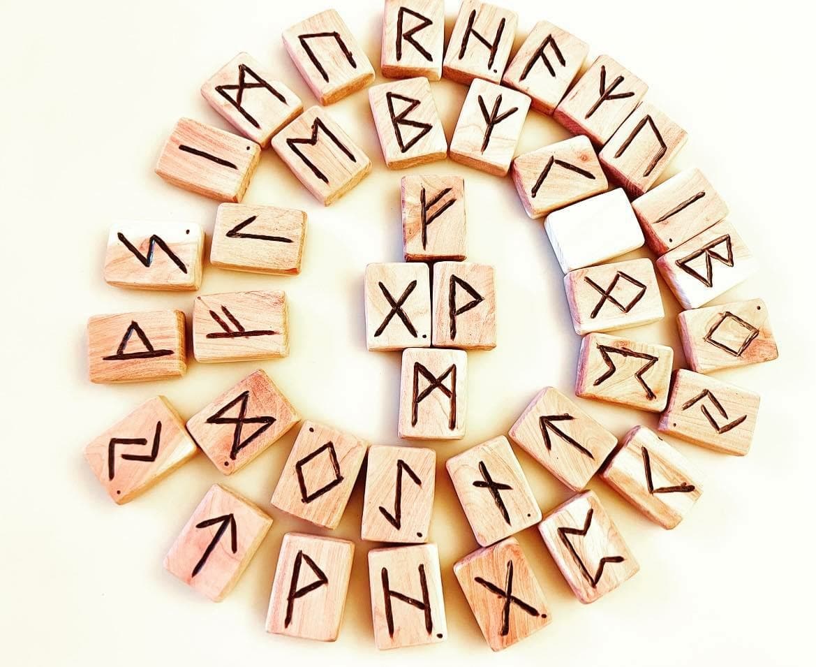 神秘北歐如恩RUNES文字占卜-初階